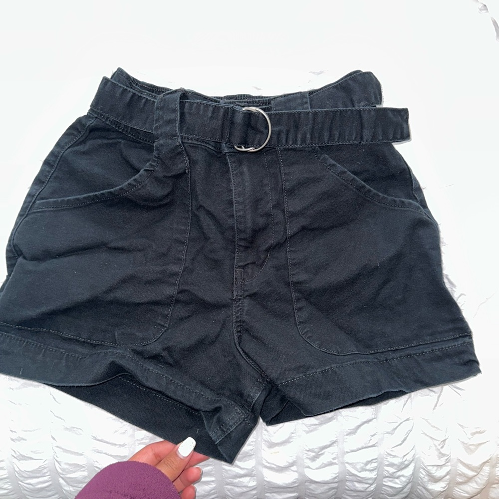 HOLLISTER SHORTS XS